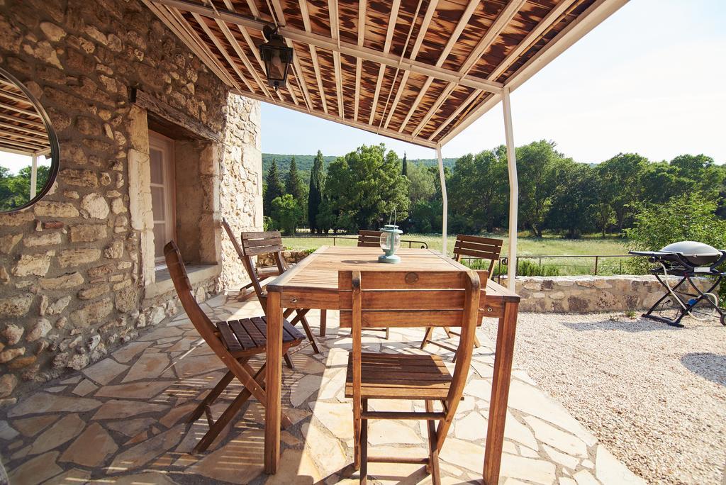 Gites De La Croix Du Gres (Adults Only) Valaurie Exterior foto